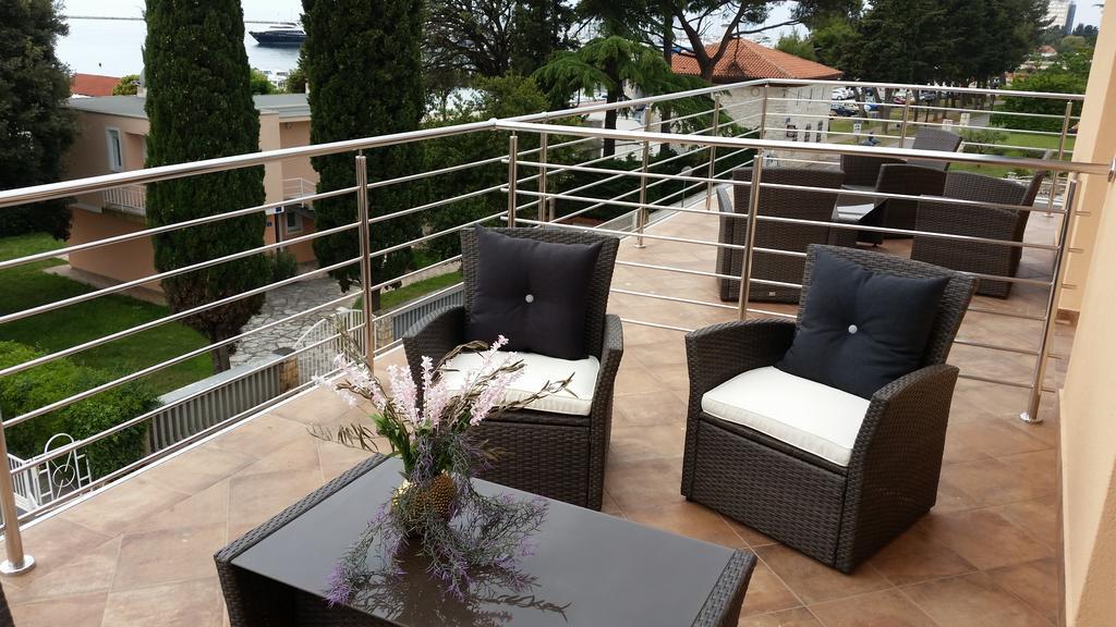 Apartments Villa Nona อูมัค ภายนอก รูปภาพ