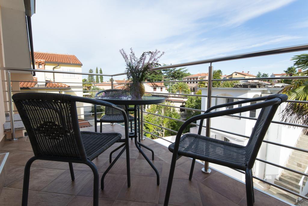 Apartments Villa Nona อูมัค ภายนอก รูปภาพ